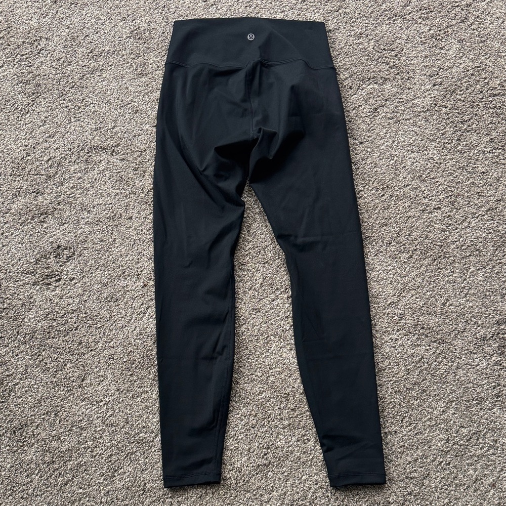 Lululemon Womens Size 6 Black High-Waisted Leggings 28” Inseam Mint Condition!